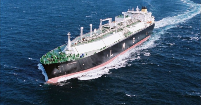 Half of Shell’s long-term chartered crude tankers to run on LNG in 2023 ...